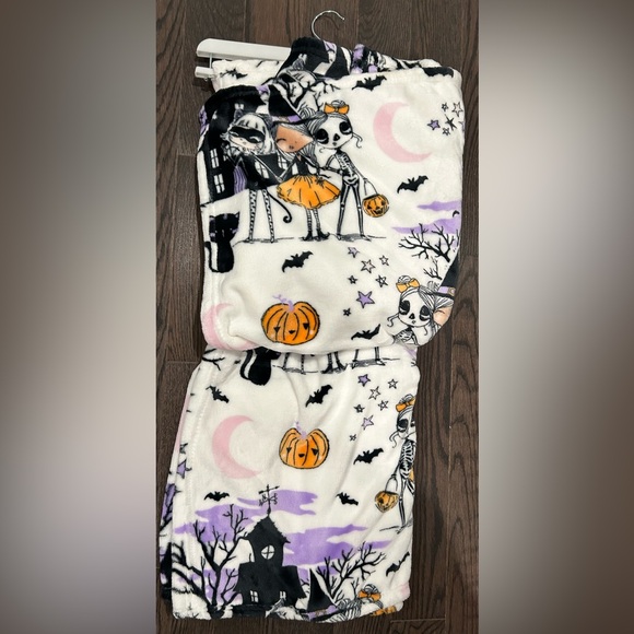 Cynthia Rowley kids decorative throw NWT - Picture 2 of 3